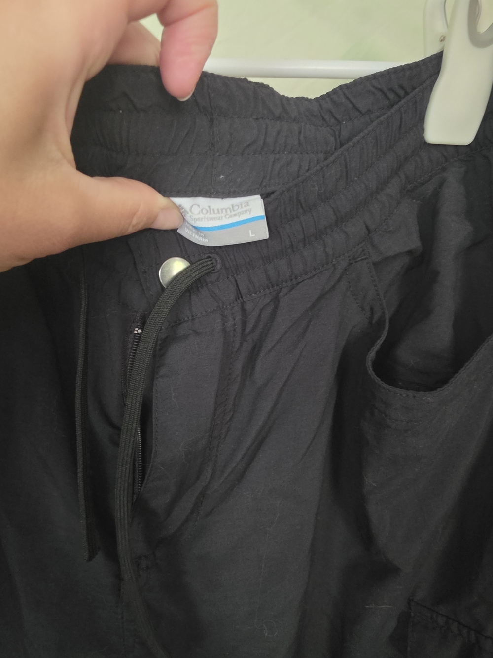 Columbia Black Lightweight Drawstring Hiking Pants
